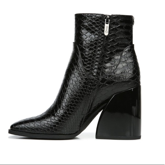 Circus by Sam Edelman Palmina Ankle Boot - Picture 3 of 10